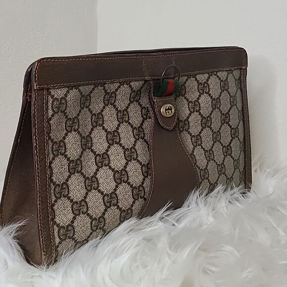 💯 Authentic Gucci Clutch Bag with Cherryline 🍀 - Picture 1 of 15
